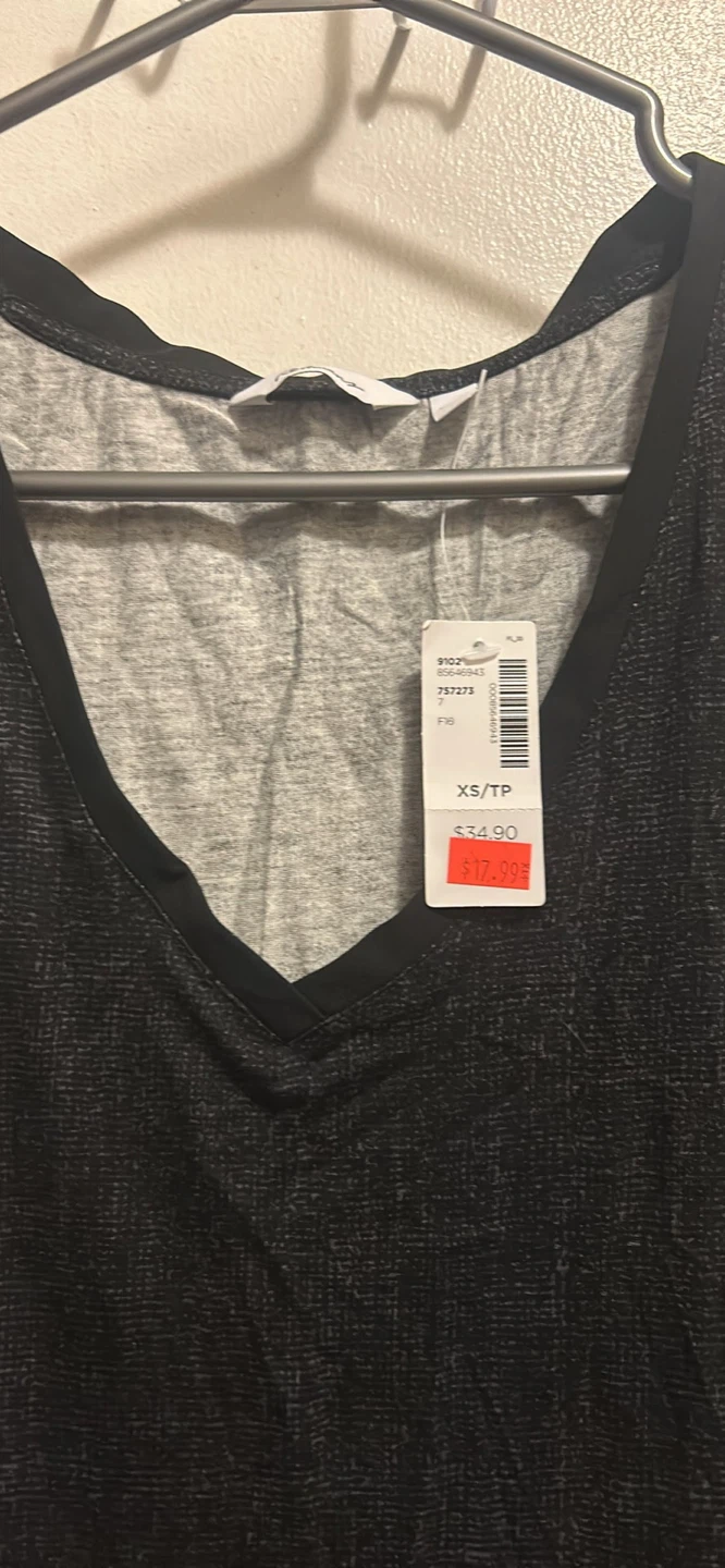 Reitmans lace-up side tank top - photo 2