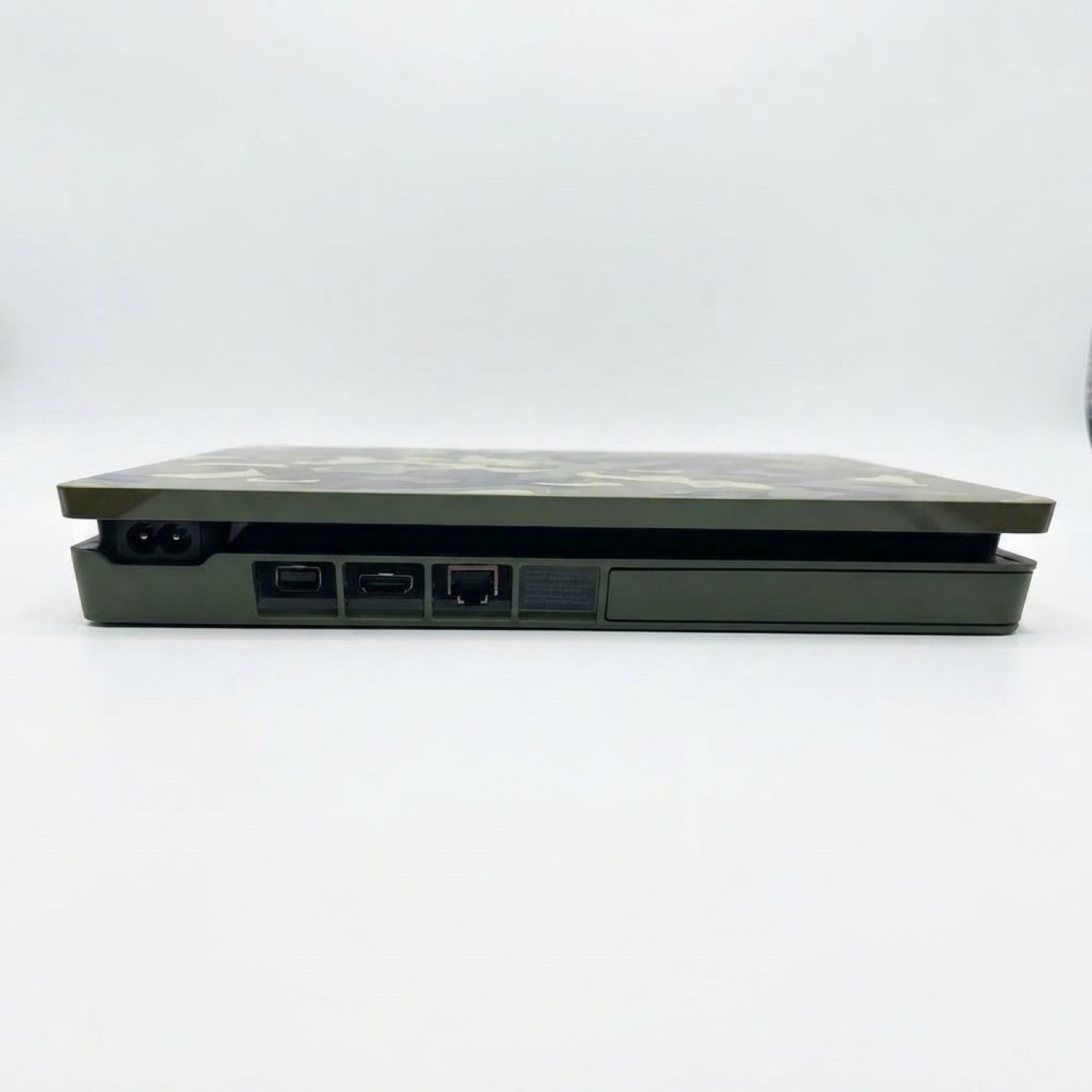 PS4 Slim 1TB (COD Edition) - (GoldHEN Support) Firmware *10.50* - photo 3