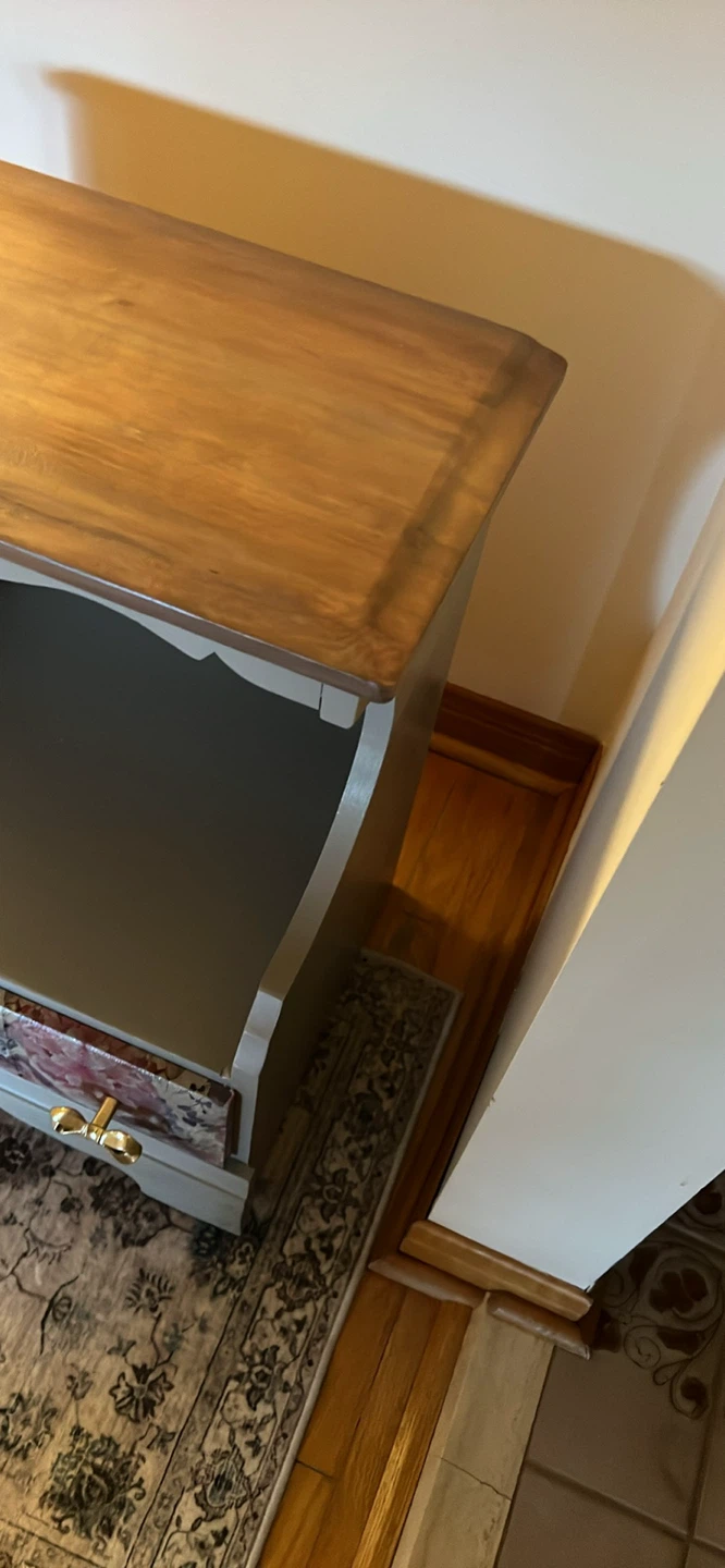 Refurbished wooden nightstand - photo 4