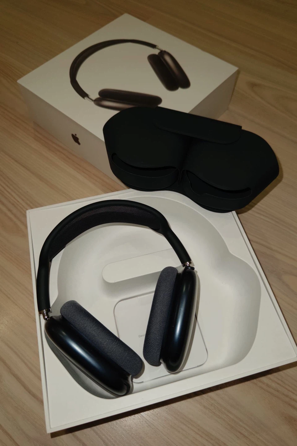 AirPods Max Space - photo 2