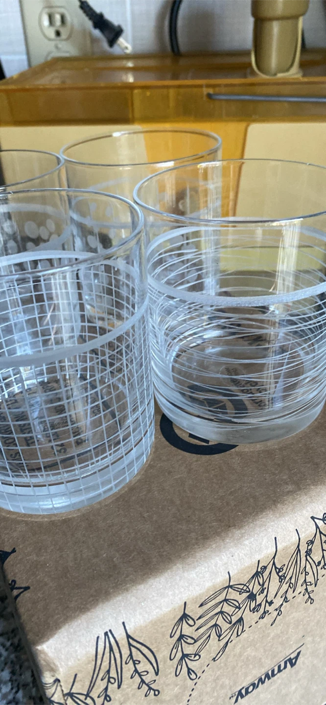 Set of 4 Patterned Drinking Glasses - photo 2