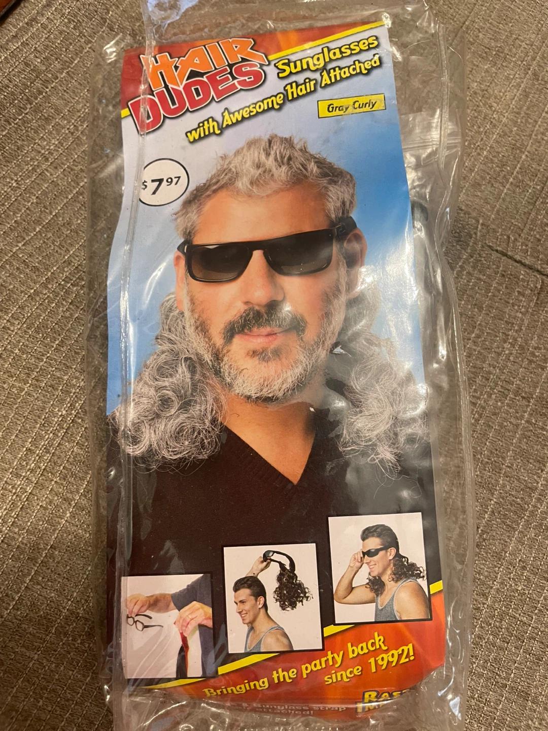 NEW! Halloween 🎃 Costume Hair Dudes Gray Curly Sunglasses
