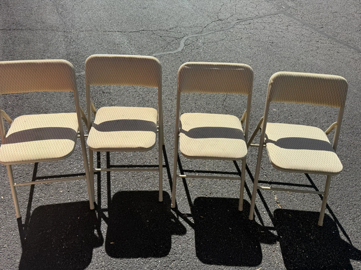 Set of 4 Padded Folding Chairs - photo 2
