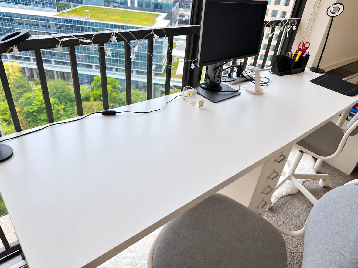 Desk and chairs - photo 2