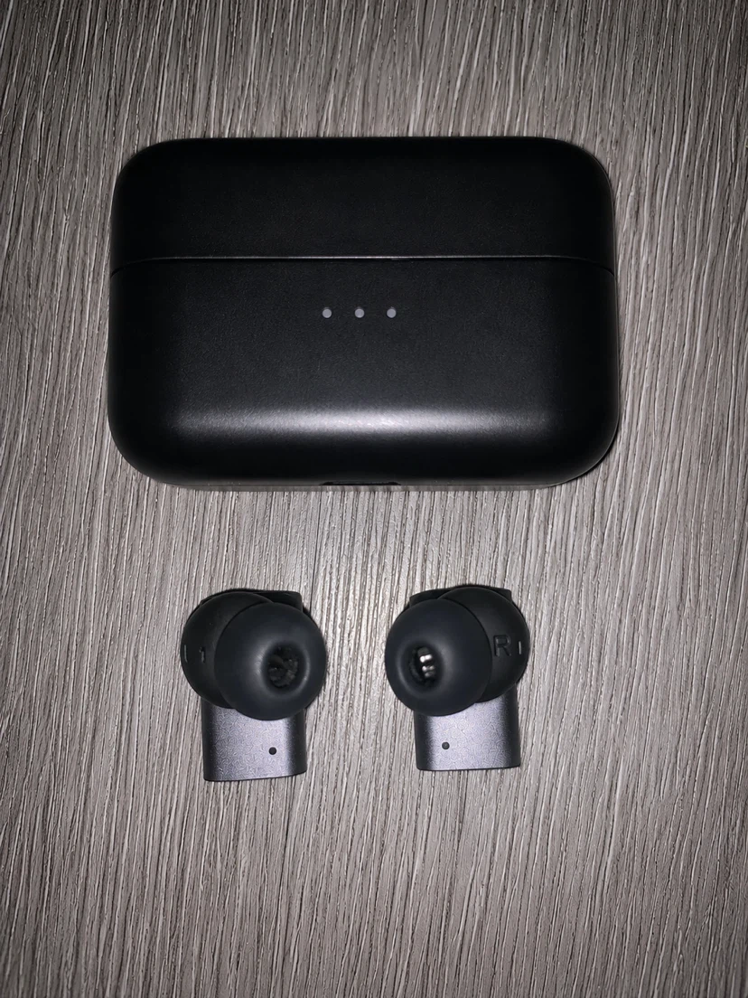 Status Between Pro Wireless Earbuds - photo 3