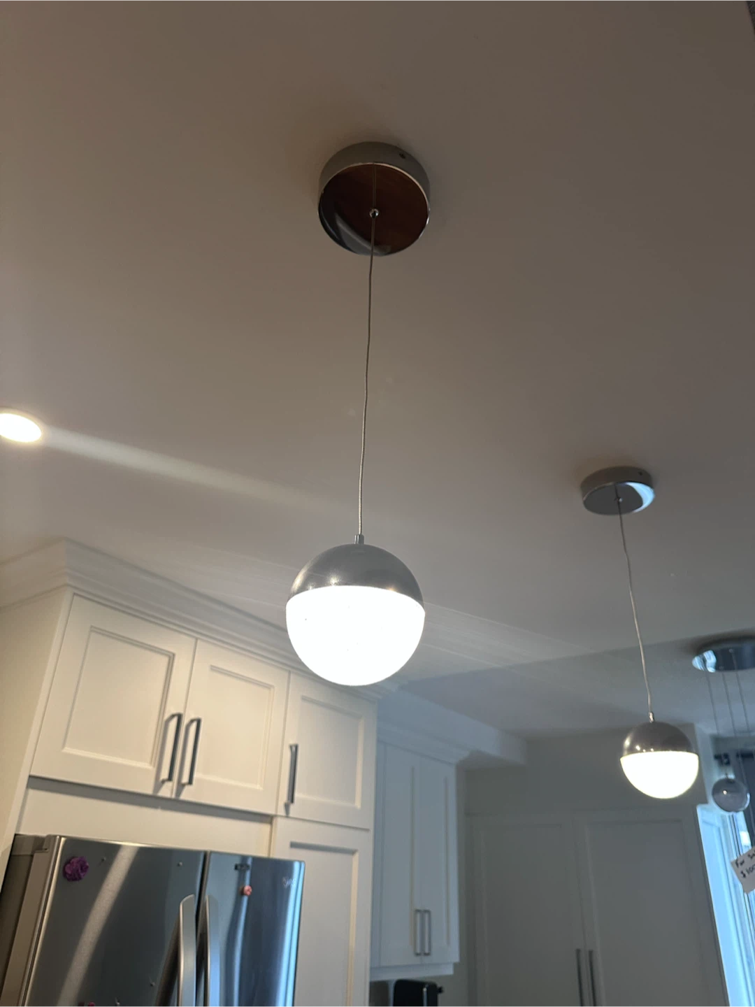Pendant lights