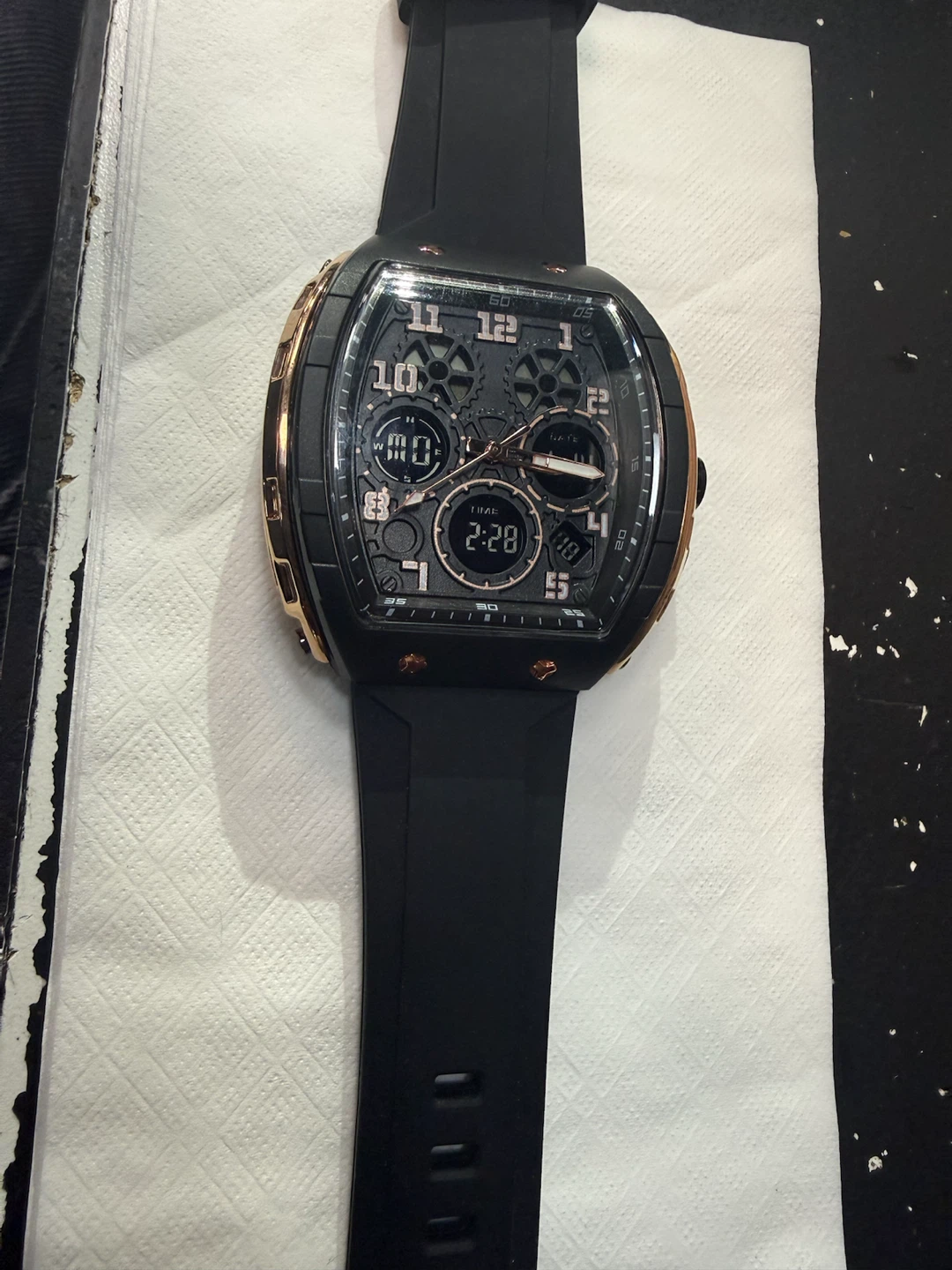 Black and Rose Gold Analog-Digital Watch - photo 2