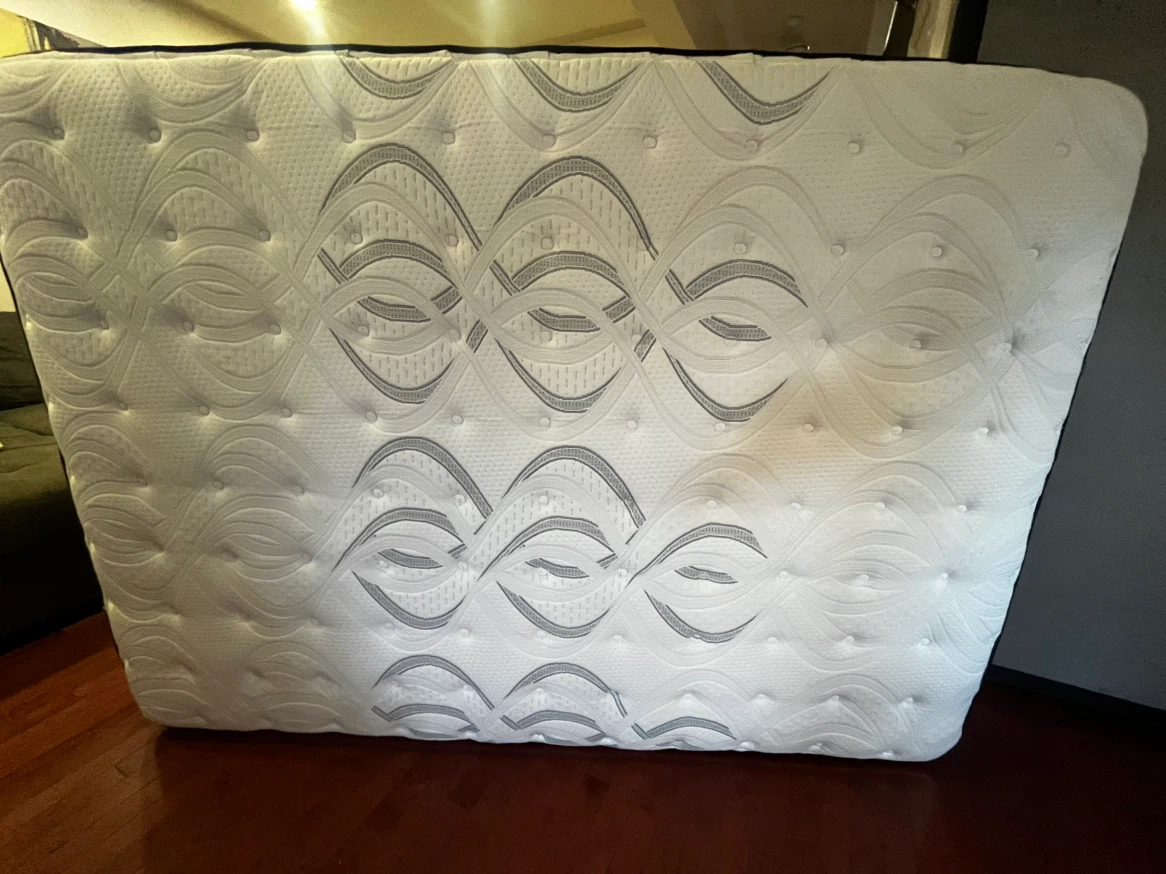 Sealy Posturepedic Mattress with BoxSpring - $200 FIXED PRICE - photo 3