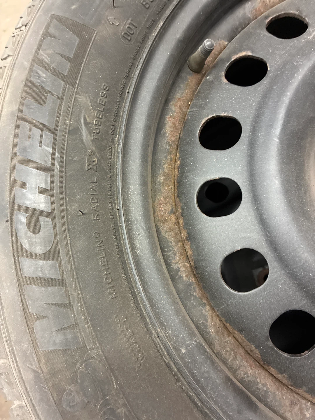 Michelin X-Ice Tires on Steel Rims - photo 4