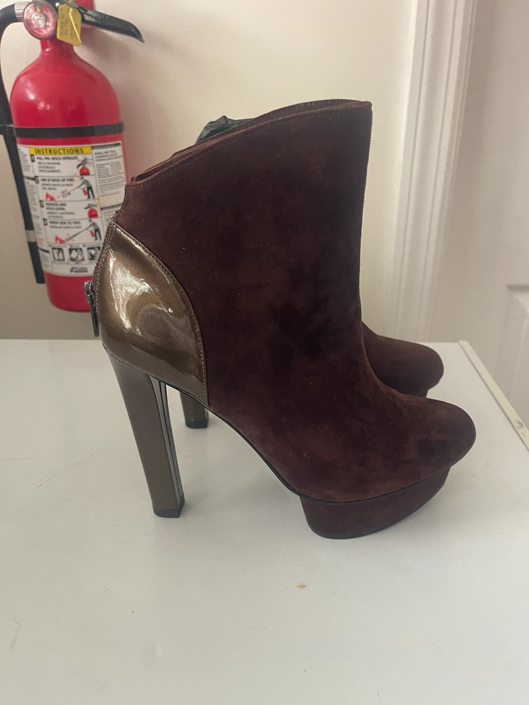 RM Brown Suede Platform Heeled Booties - photo 3