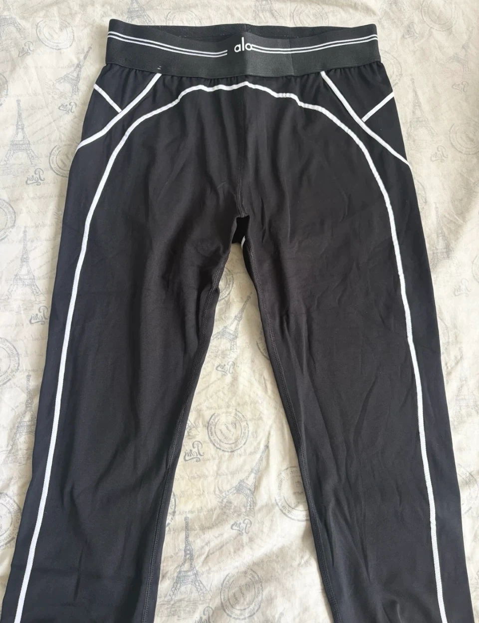 Alo Yoga Matching Set - photo 3