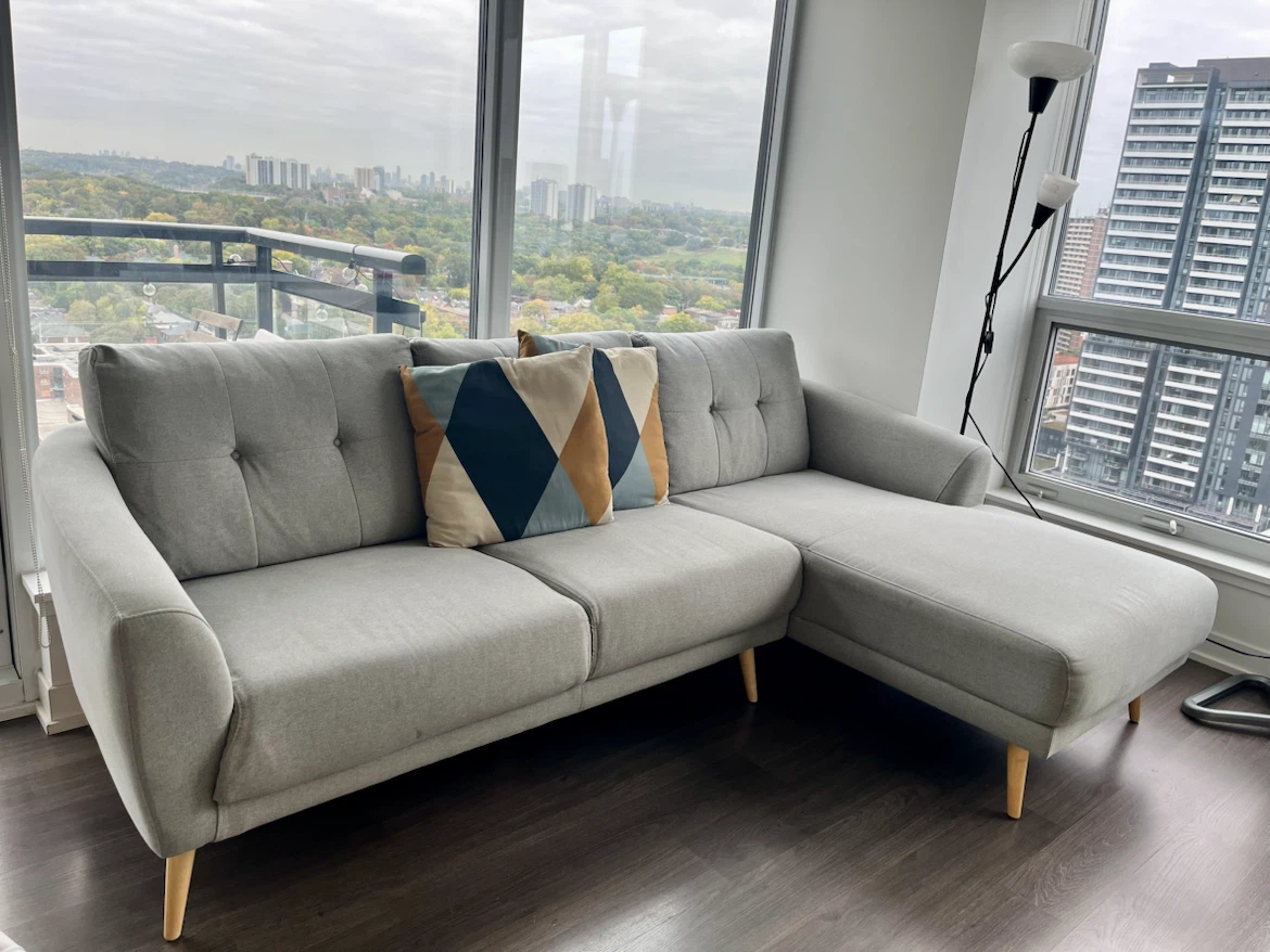 Grey Sectional Sofa of Structube - photo 3