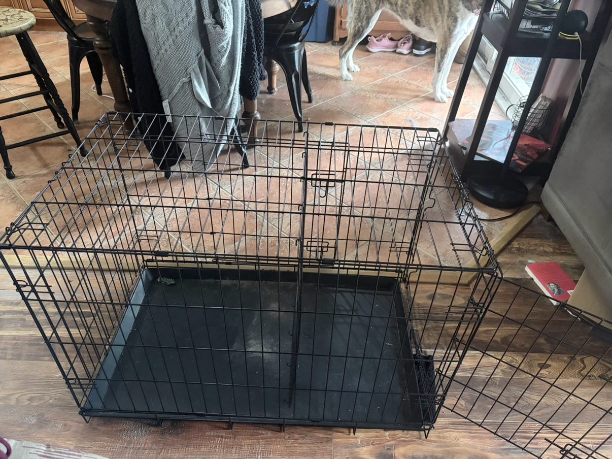 Large Black Metal Dog Crate