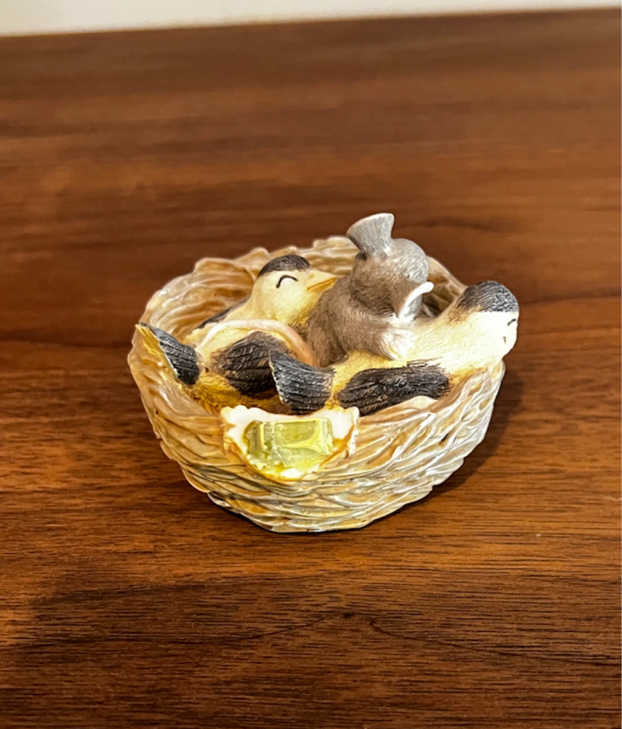 Charming Miniature Bird and Mouse Nest Figurine - photo 2