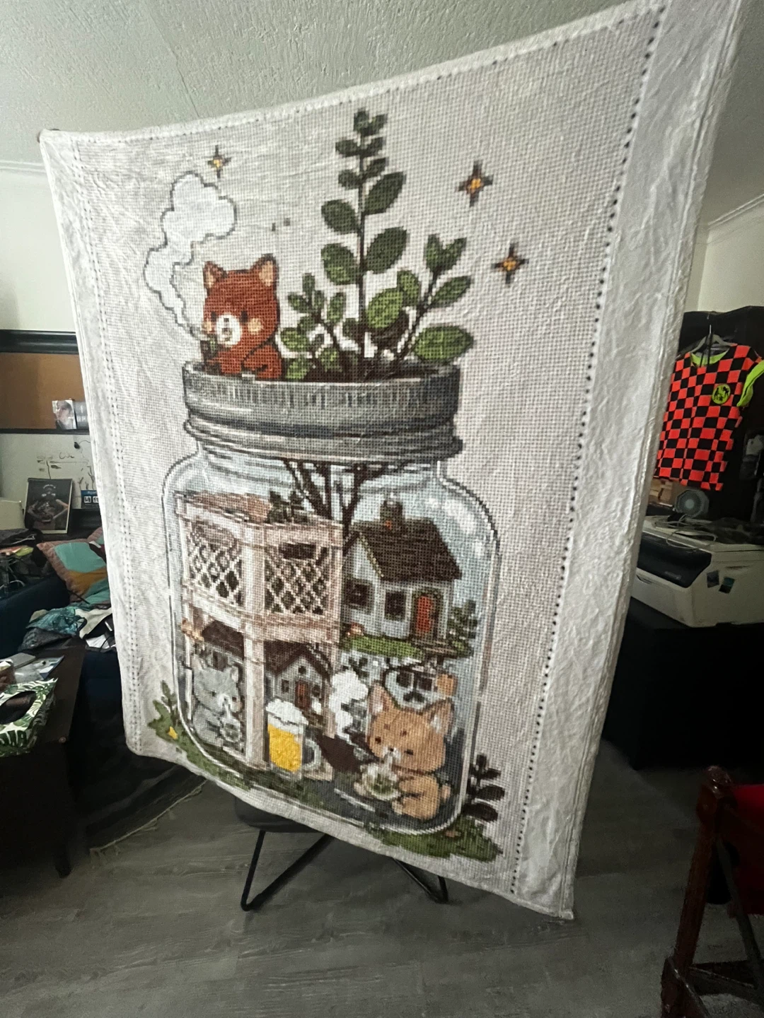 Mason Jar Themed Animal Illustration Throw Blanket