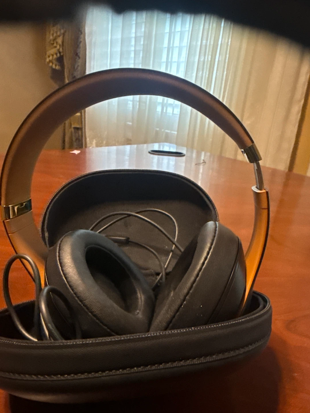 Beats by Dre Studio Headphones - photo 2