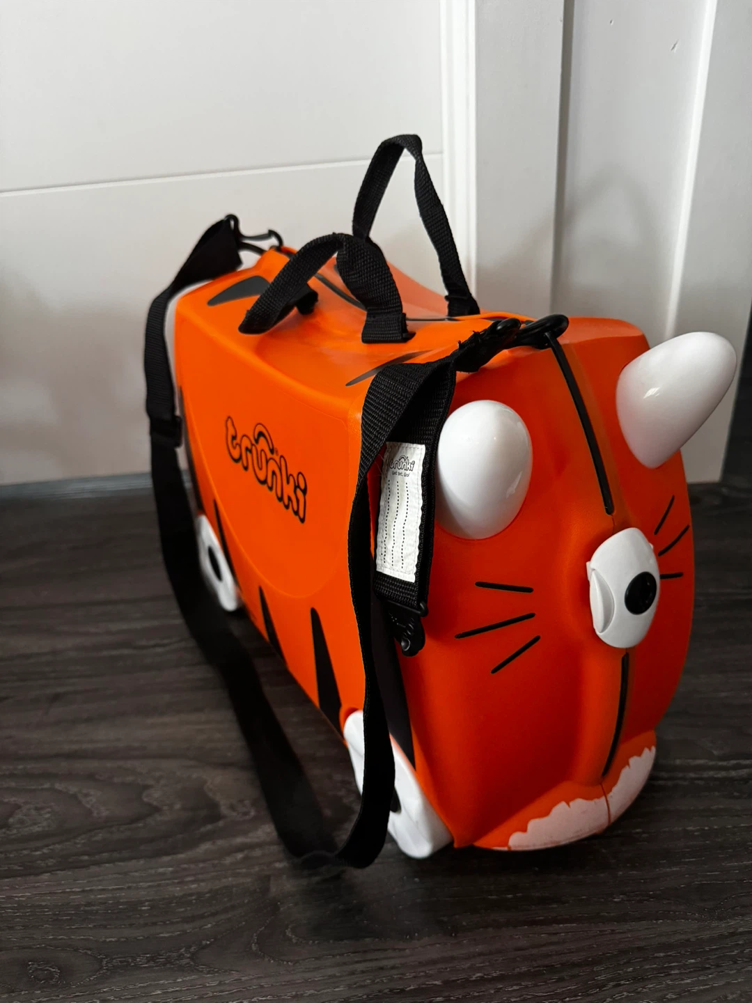 Trunki Ride-on Tiger Suitcase