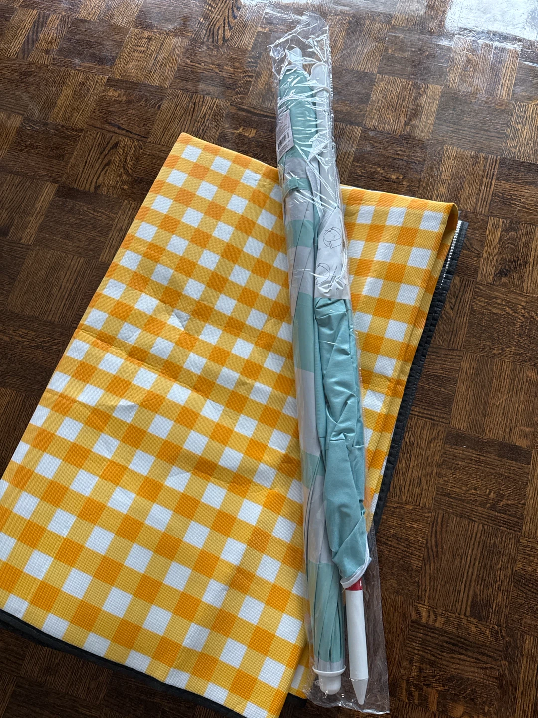 New Beach Umbrella and FREE Picnic Mat - photo 3