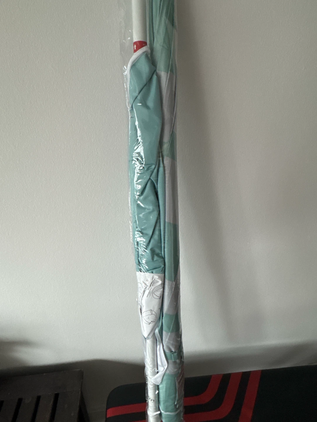 New Beach Umbrella and FREE Picnic Mat - photo 5