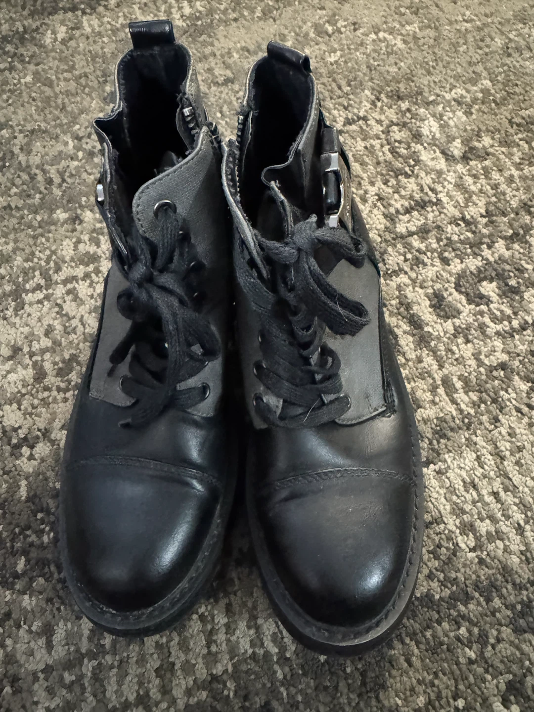 Men’s size 7 guess boots - photo 2