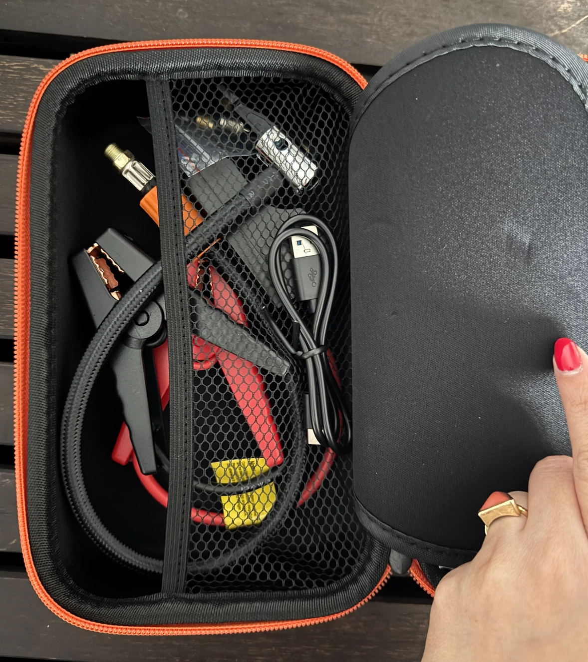 UIBI Jump Starter with Air Compressor Model X3 - photo 3