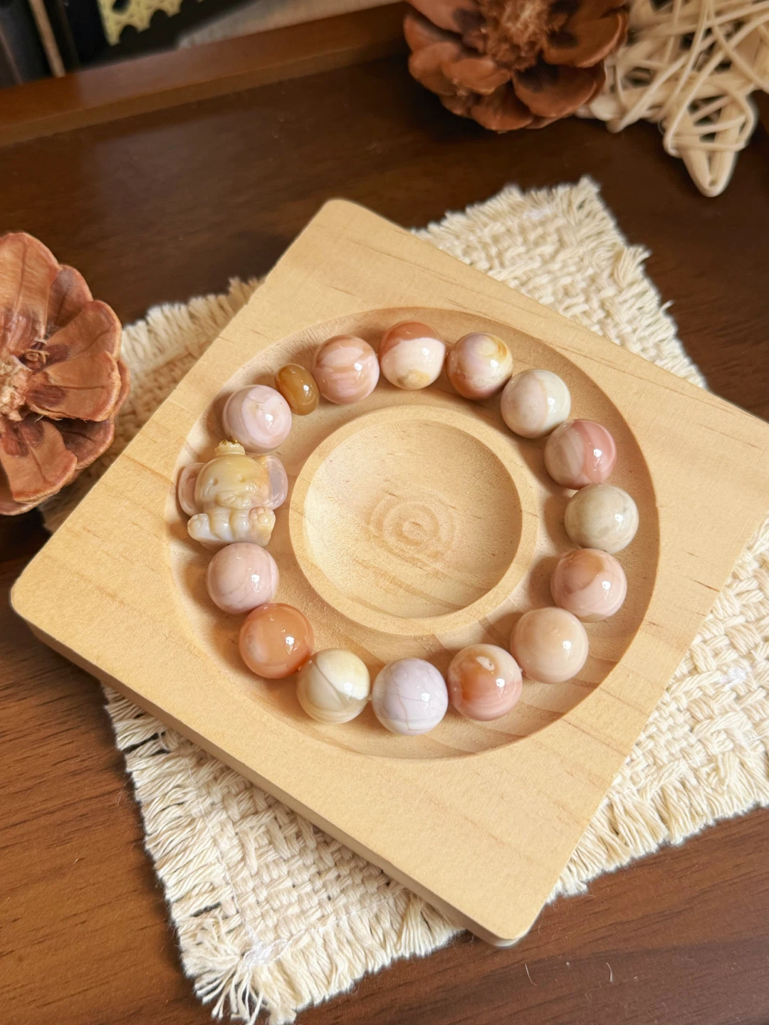 Alashan Agate natural stone beaded bracelet with elephant charm