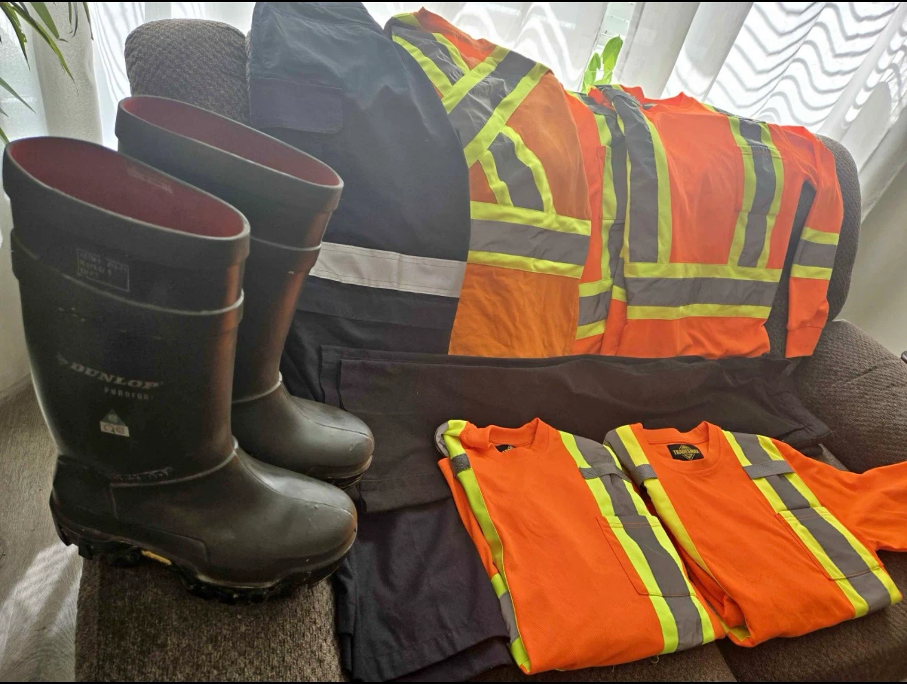 Assorted Construction Safety Gear - photo 2