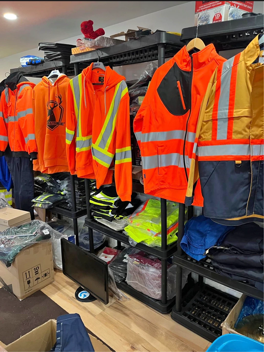 Assorted Construction Safety Gear - photo 3