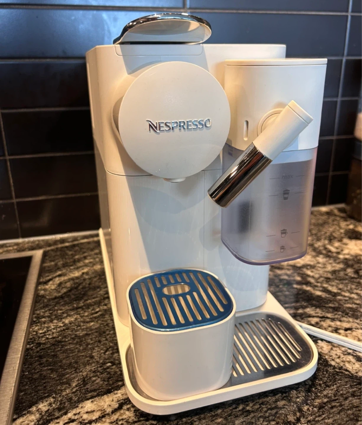 Nespresso Lattissima One White