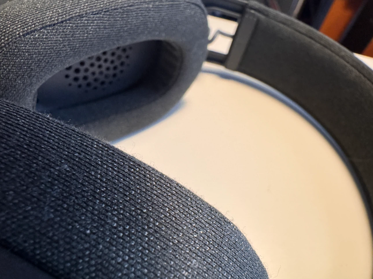 Logitech Vibe 100 Bluetooth Wireless Headset - photo 4