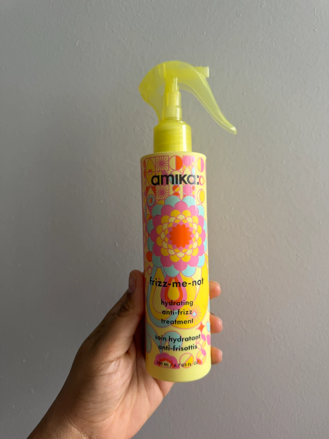 amika frizz-me-not hydrating anti-frizz treatment