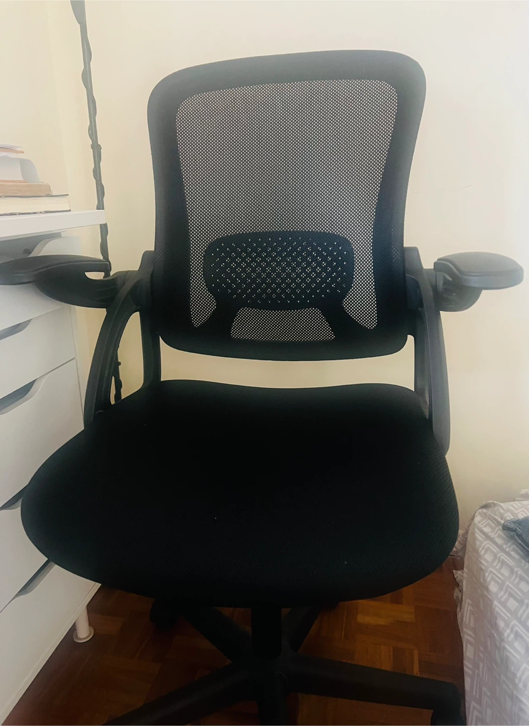 Black Mesh Office Chair