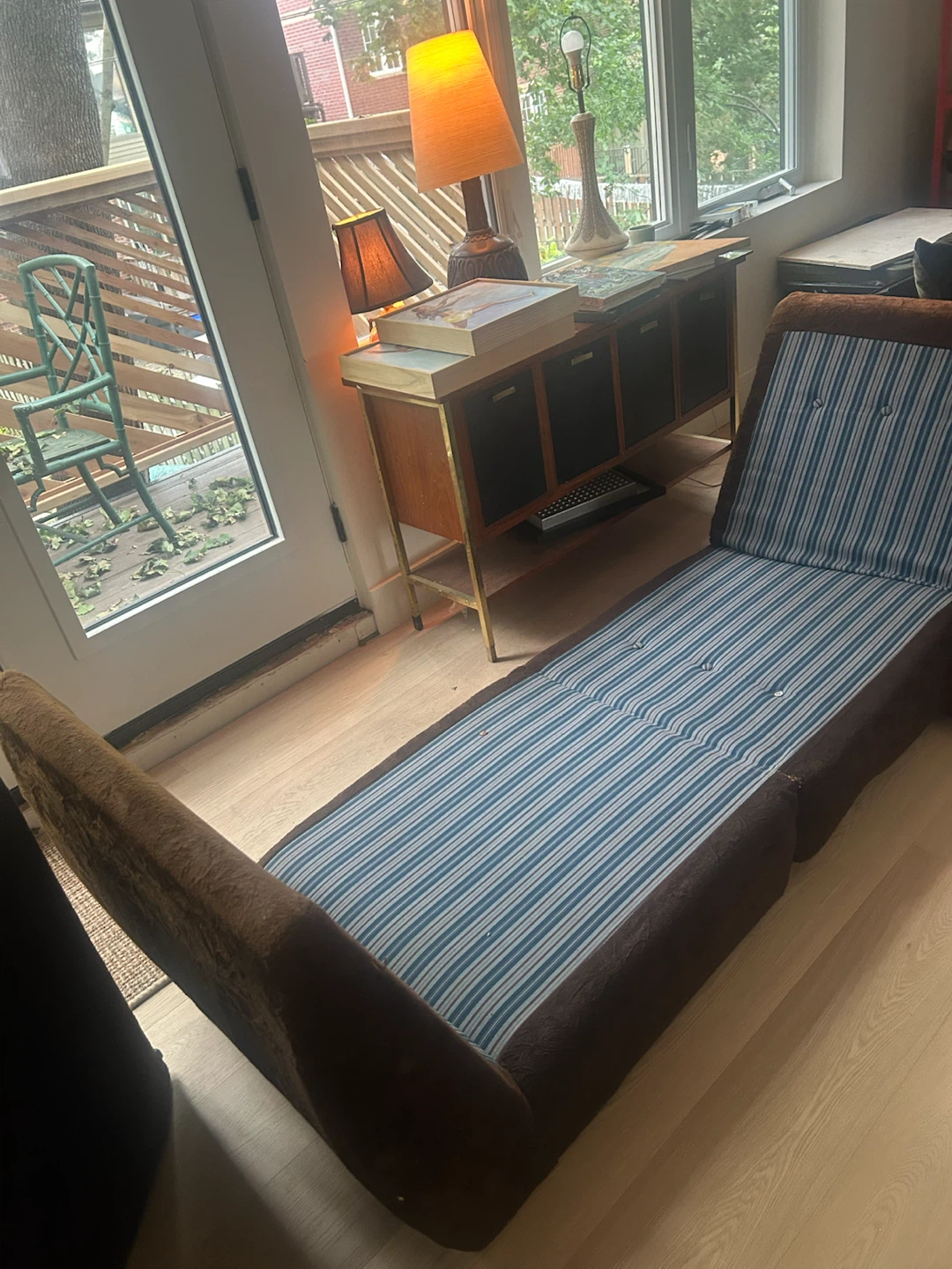 2 MCM brown velour fold out to bed chairs - photo 2