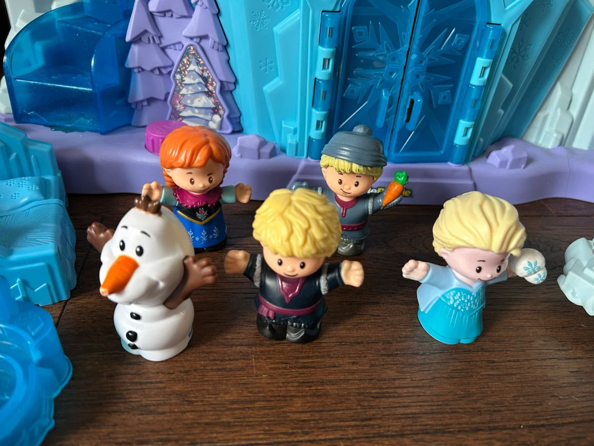 Fisher-Price Little People Frozen Elsa's Palace Set - photo 4