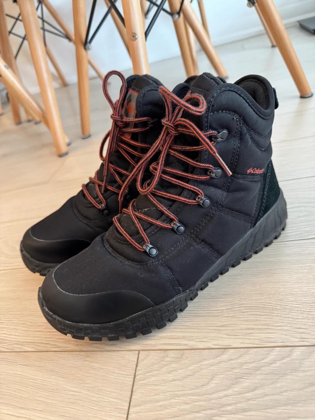 Columbia Men's Boots Size 9