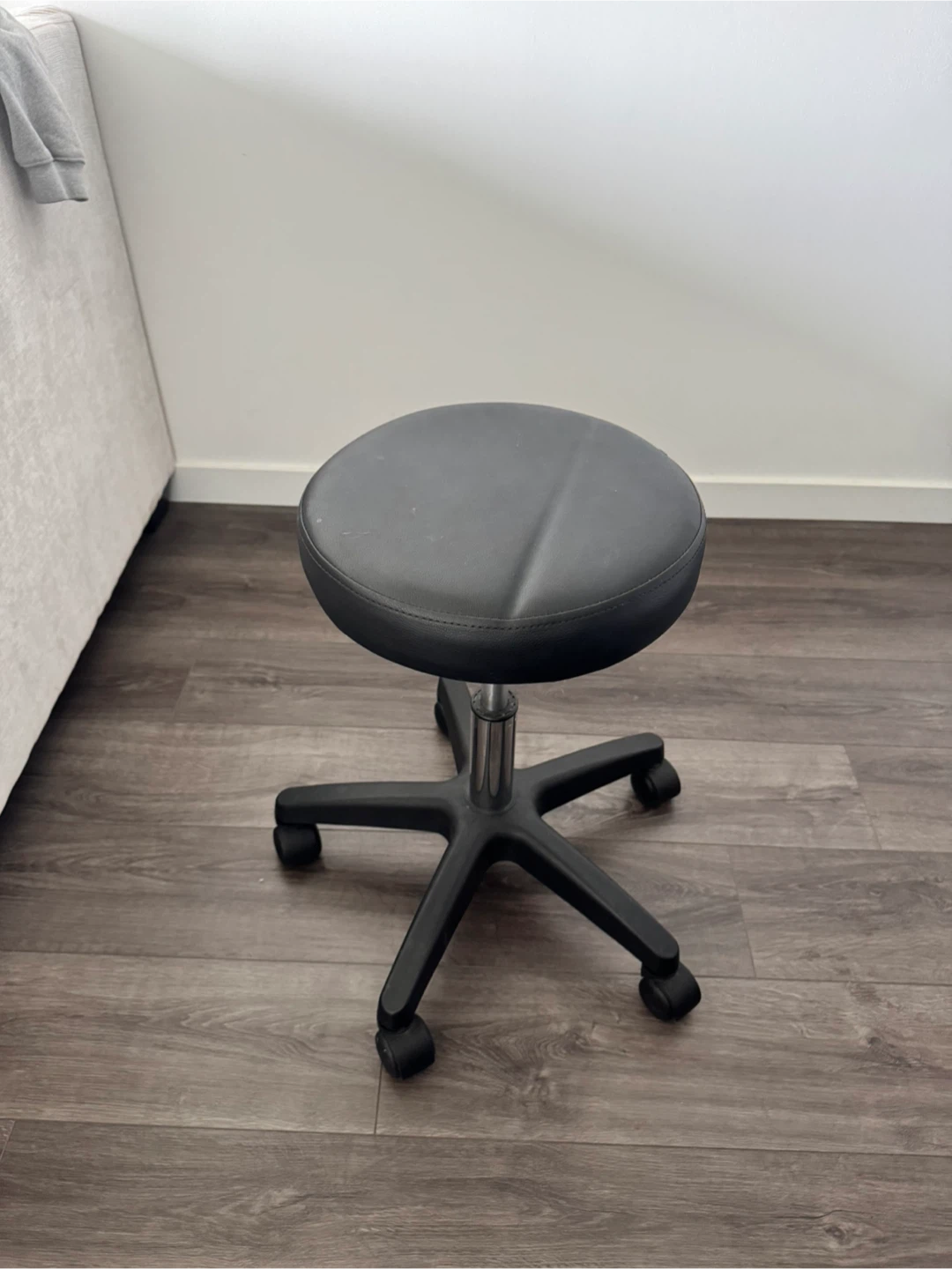 Black Rolling Swivel Stool - photo 2