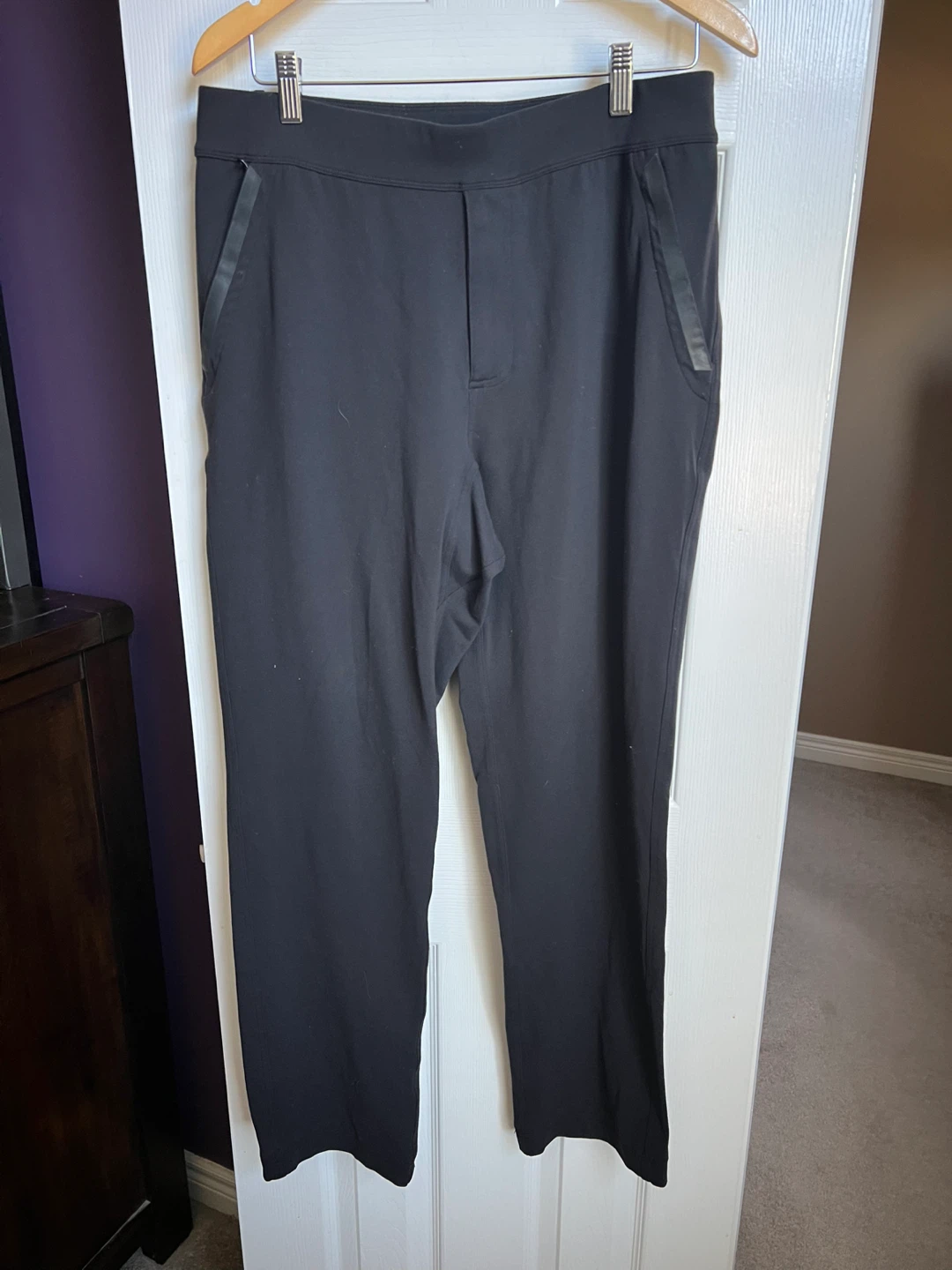 Lululemon mens Black Trousers Size Large
