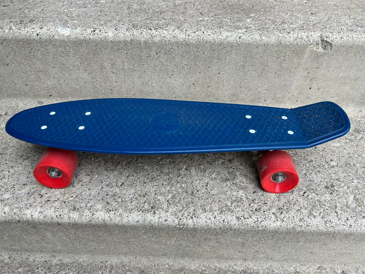 Ten Toes  Skateboard