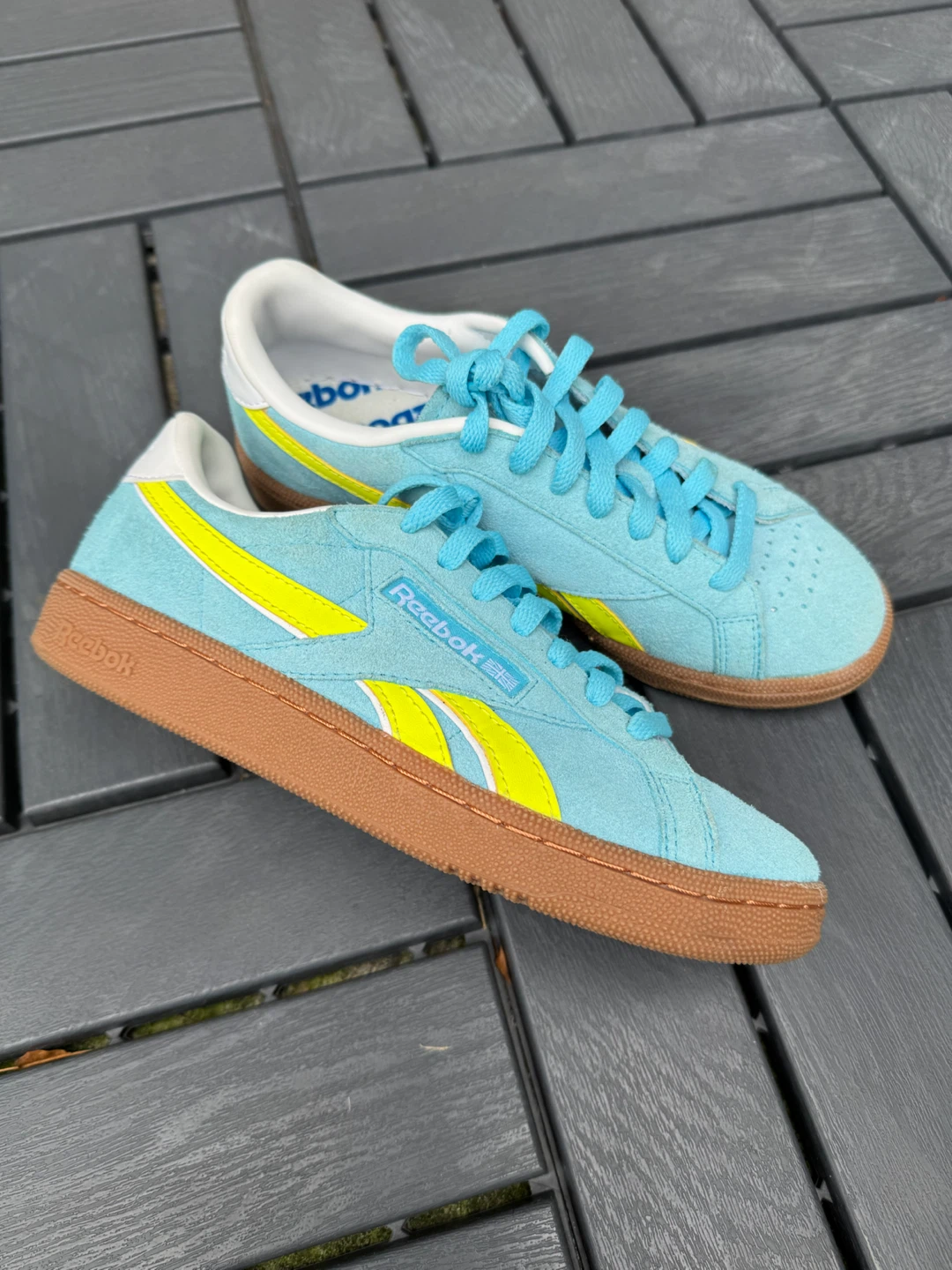 Reebok sneakers Light Blue size 7