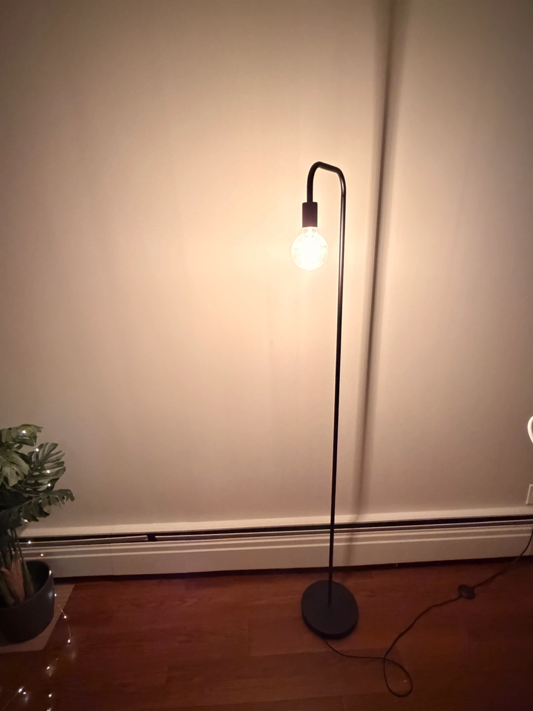 Minimalist Black Floor Lamp - photo 2