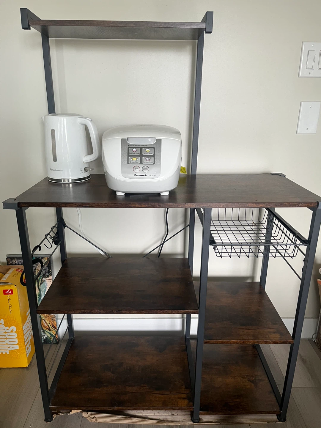Kitchen shelf