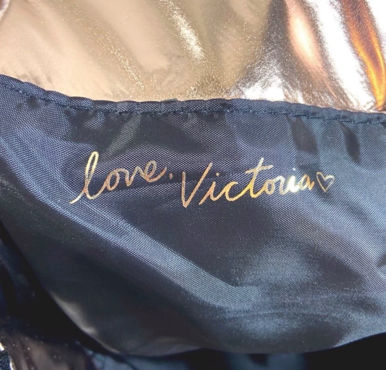 Victoria's Secret Rose Metallic Limited Edition Bag - photo 3