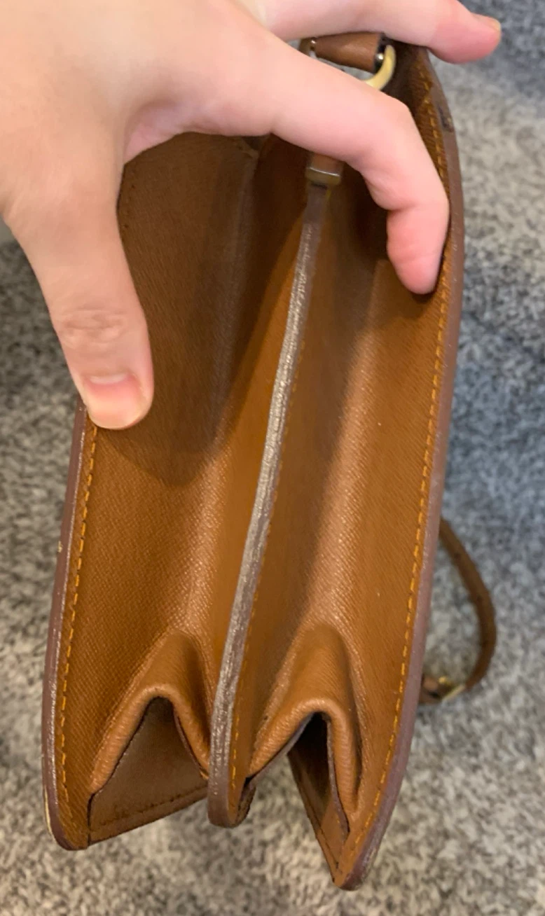 LV Vintage Piece - photo 4