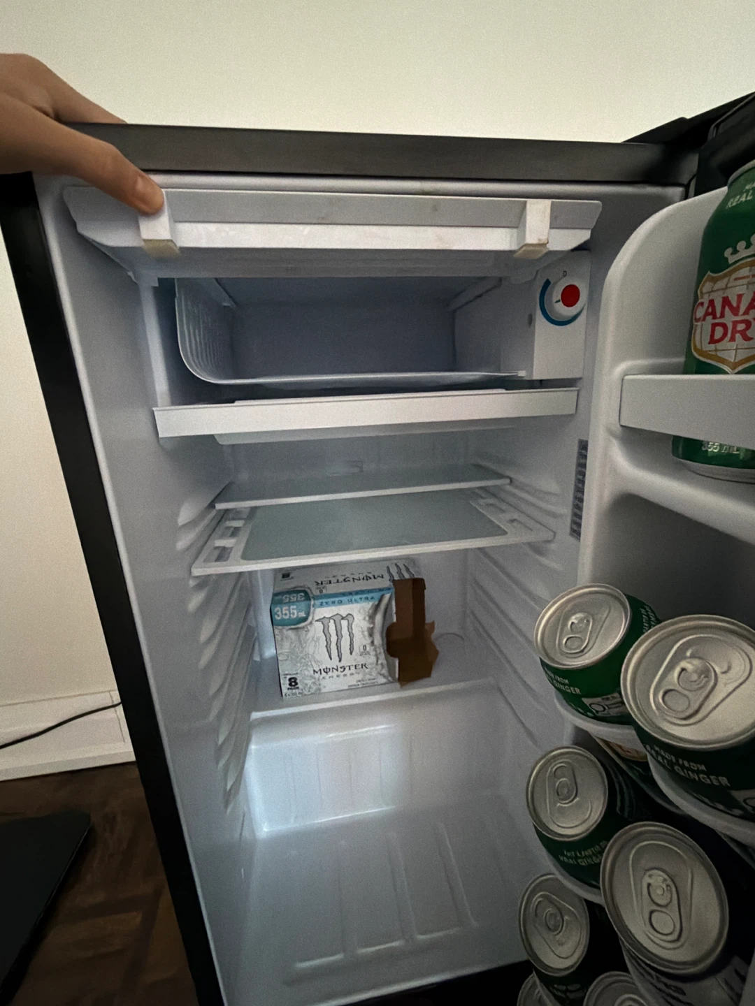 Danby Designer Mini Fridge - photo 3