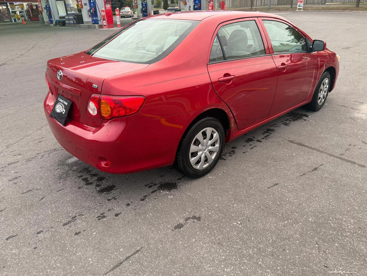 Toyota Corolla LE Sedan - photo 5