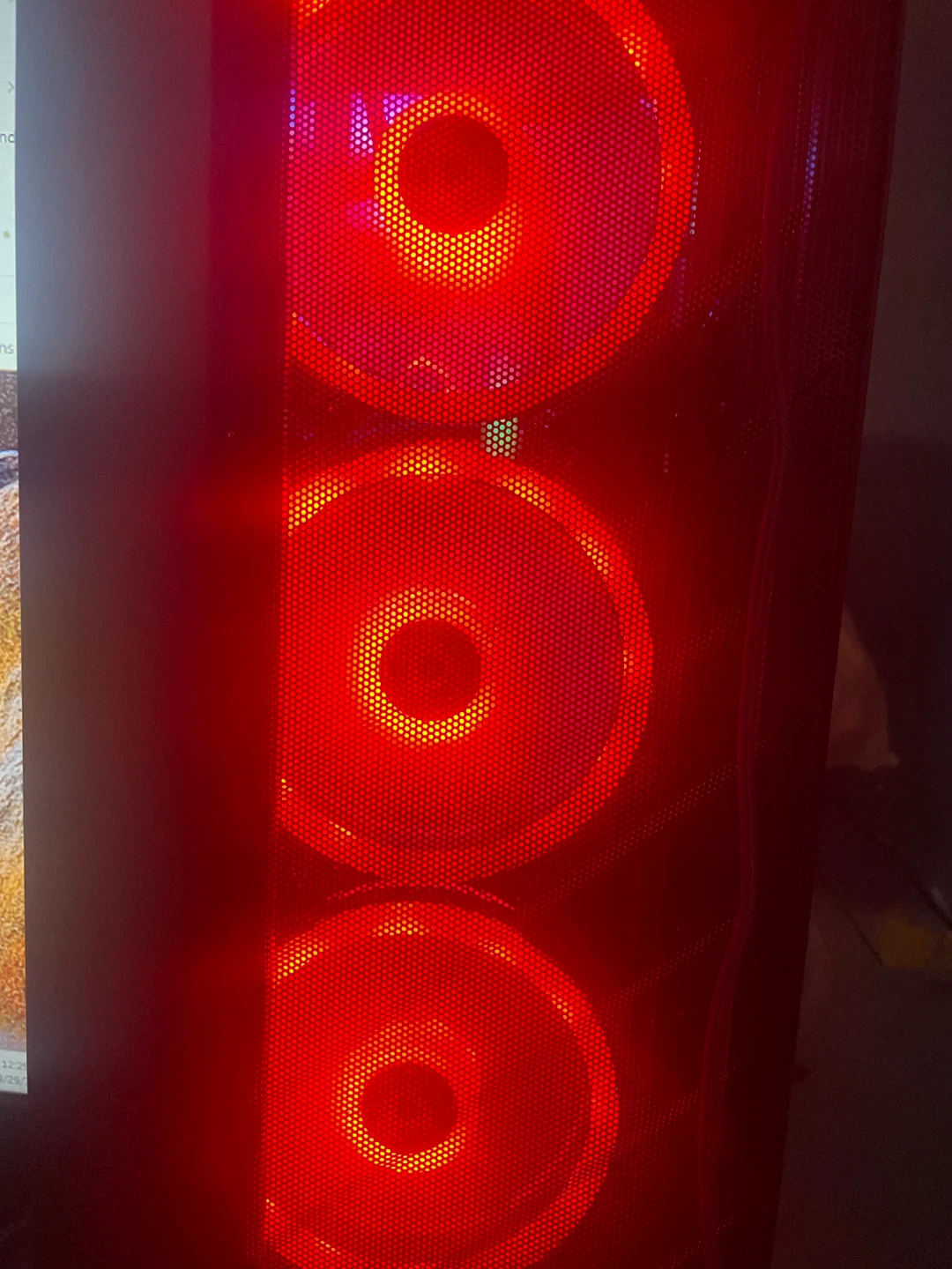 MSI Gaming PC with RTX 5060 graphics 2 tb space