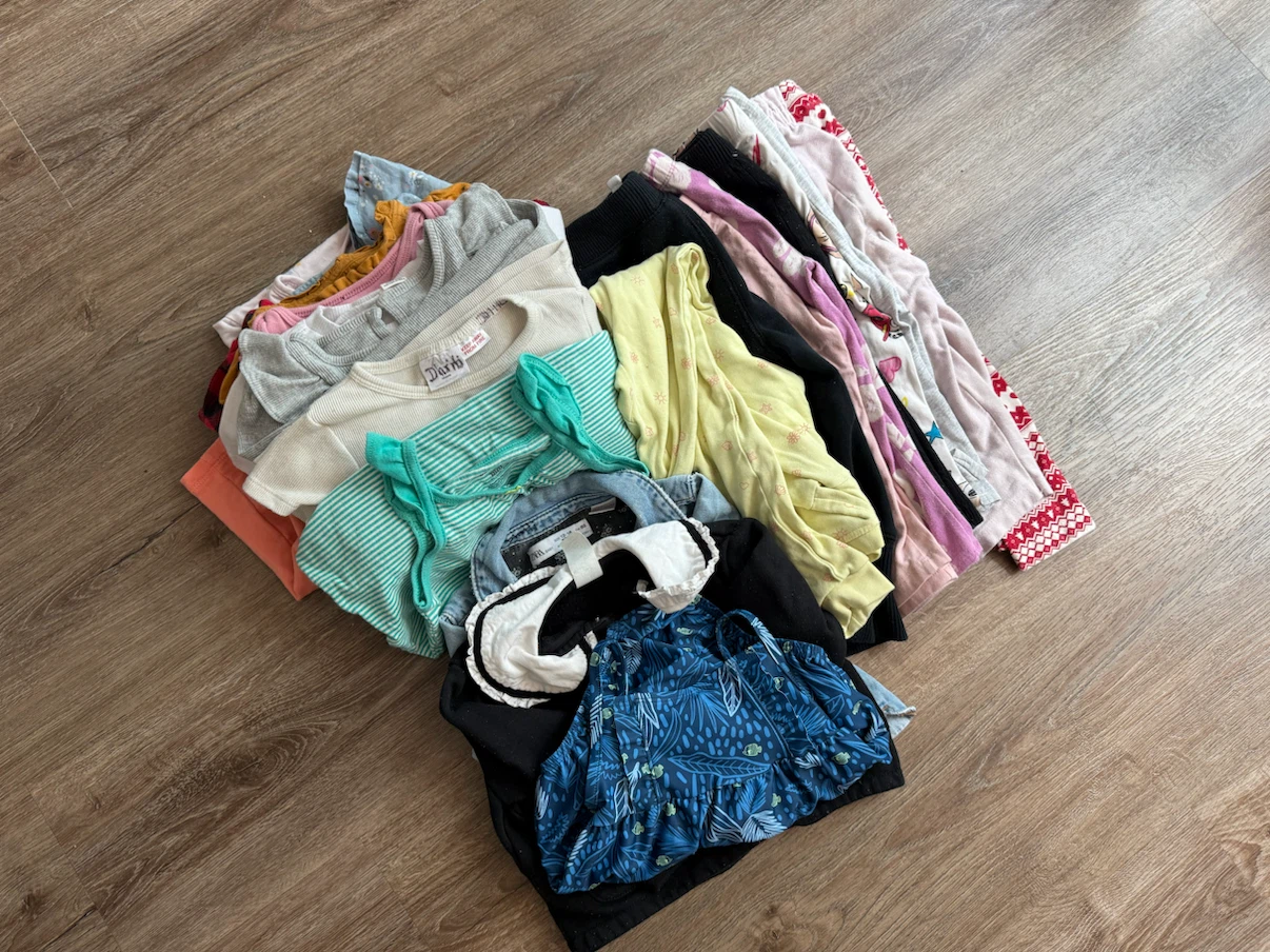 Toddler clothing bundle, size 12-18 months - photo 2