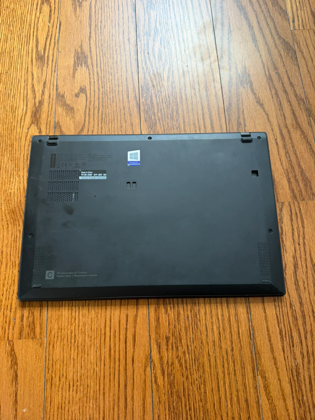 Lenovo X1 Gen 7 8GB RAM 256GB SSD Fully Functional with charger - photo 4