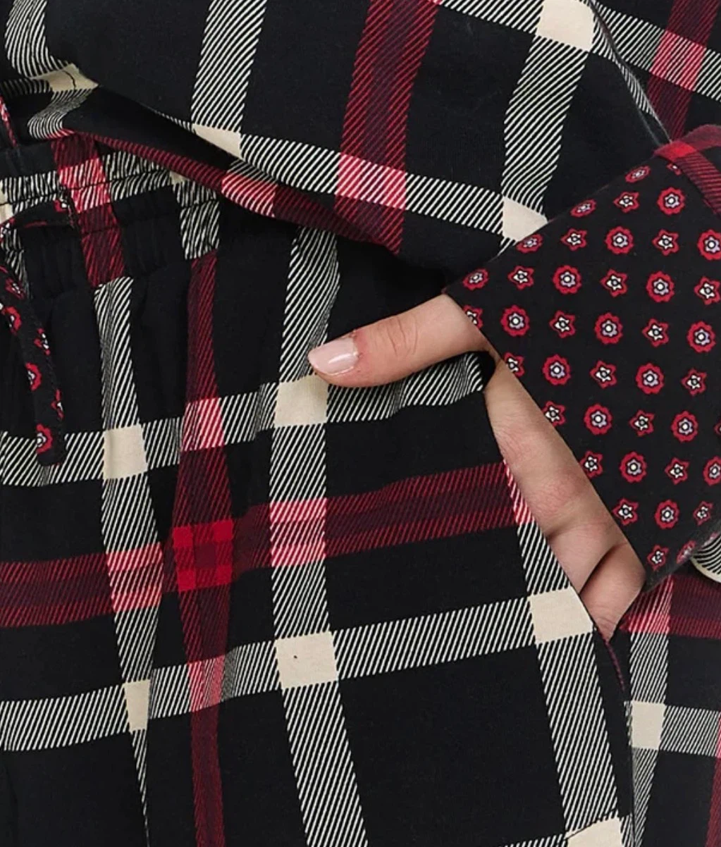 Women's Plaid Flannel Pajama Set, sealed - photo 5