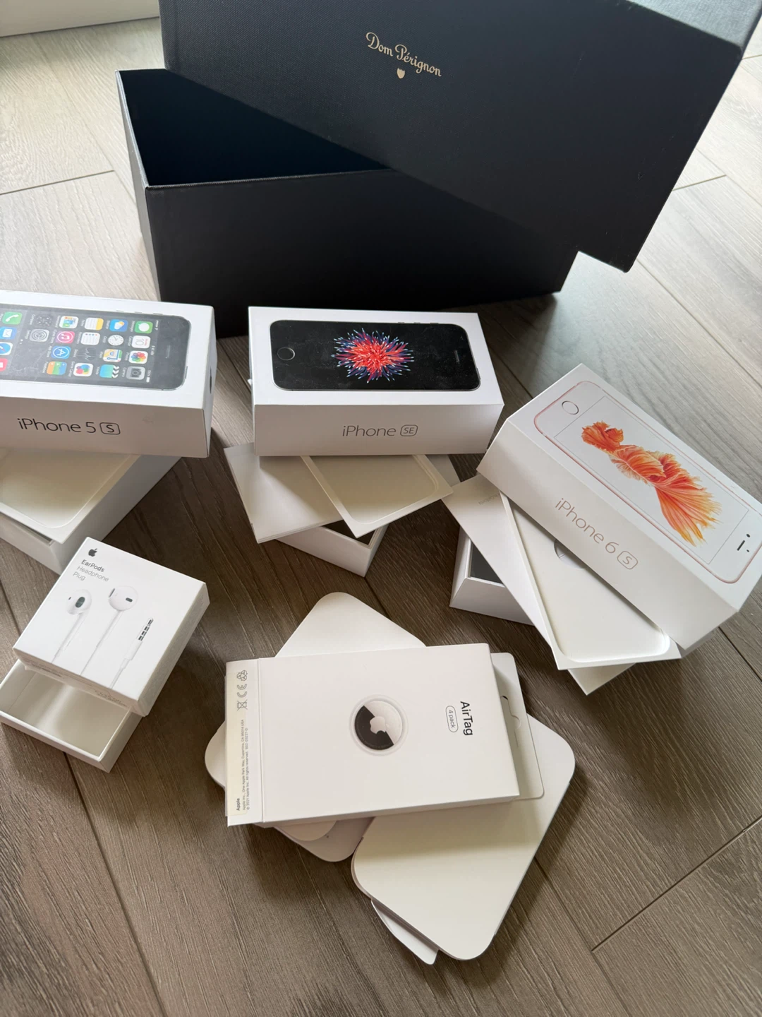 Collection of Empty Apple Product Boxes all set - photo 2